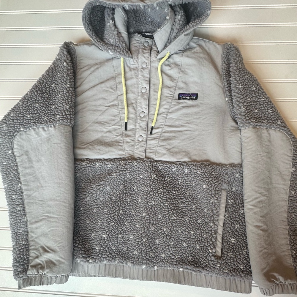 Patagonia Gray Ski & Snow Jacket